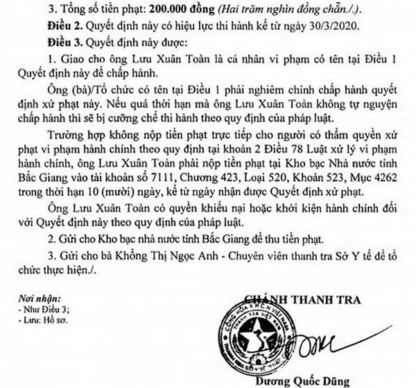 Buôn lậu khẩu trang y tế, khai báo y tế không đầy đủ bị xử phạt ảnh 1