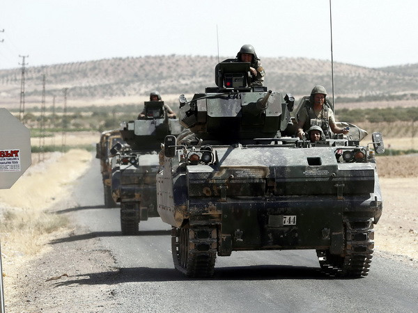 Mỹ hối thúc Thổ Nhĩ Kỳ "tập trung vào cuộc chiến chống IS" ảnh 1