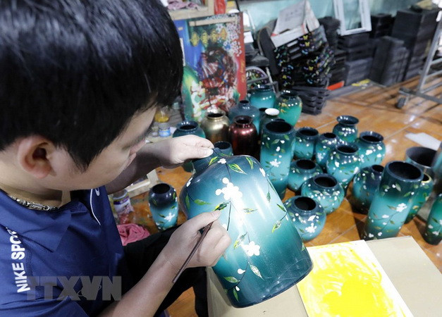 Làng nghề Hạ Thái tại huyện Thường Tín (Hà Nội) từ lâu đời đã nổi tiếng với nghề sơn mài truyền thống. (Ảnh: Trần Việt/TTXVN) Những điểm nhấn ở Festival Bảo tồn-Phát triển Làng nghề Việt Nam 2023 ảnh 3