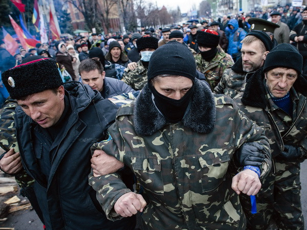 Đức: Có bằng chứng Nga đứng sau bạo động ở Ukraine ảnh 1