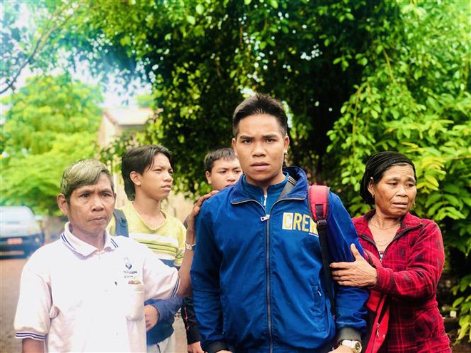 Ngăn chặn bẫy 'việc nhẹ, lương cao' ở Tây Nguyên: Vỡ mộng ảnh 1