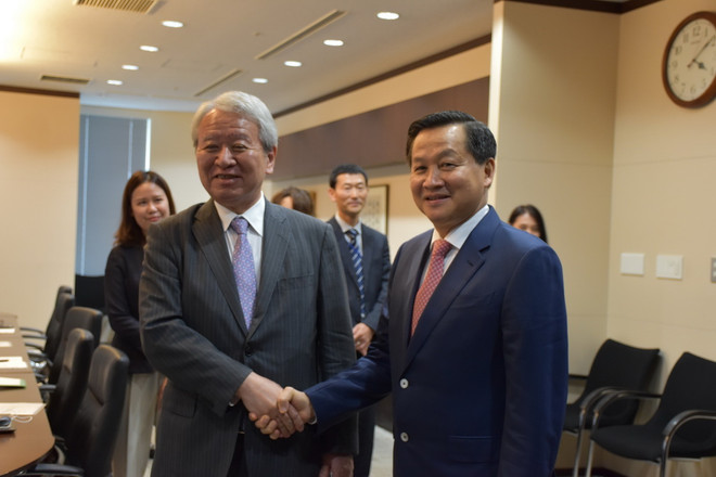 Phó Thủ tướng Chính phủ Lê Minh Khái tiếp Chủ tịch Cơ quan hợp tác quốc tế Nhật Bản (JICA) Tanaka Akihiko. (Ảnh: Nguyễn Tuyến/TTXVN) ttxvn_2405_le minh khai nhat ban (2).jpg
