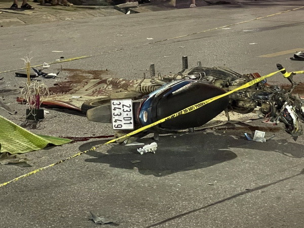 Hà Giang: Tai nạn trong đêm Trung Thu, 3 người được điều trị tích cực ảnh 1