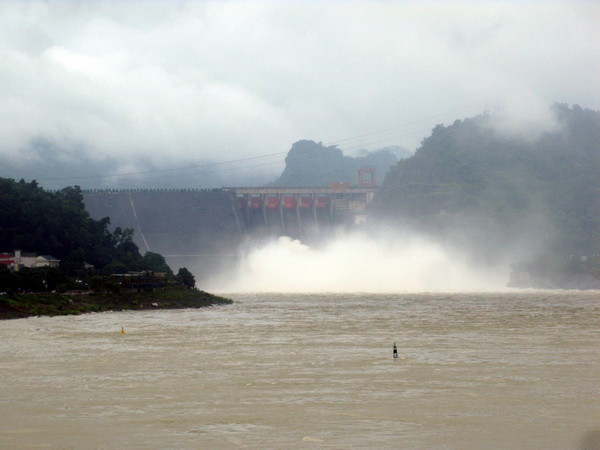 Công điện số 32 về ứng phó với tác động của tăng cường xả lũ hồ chứa ảnh 1