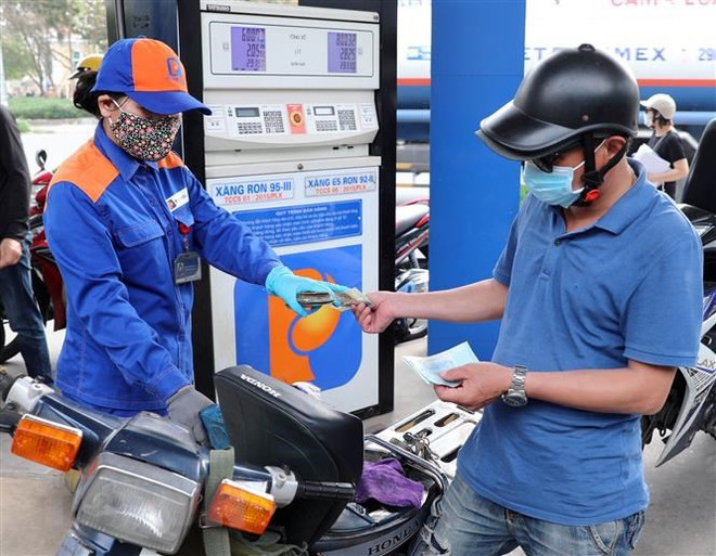 Trình Quốc hội Nghị quyết giảm thuế bảo vệ môi trường đối với xăng dầu ảnh 1