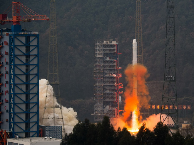 Trung Quốc thử hệ thống năng lượng của tên lửa Trường Chinh-5 ảnh 1