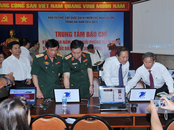 Ra mắt Chuyên trang kỷ niệm 40 năm Giải phóng miền Nam ảnh 1