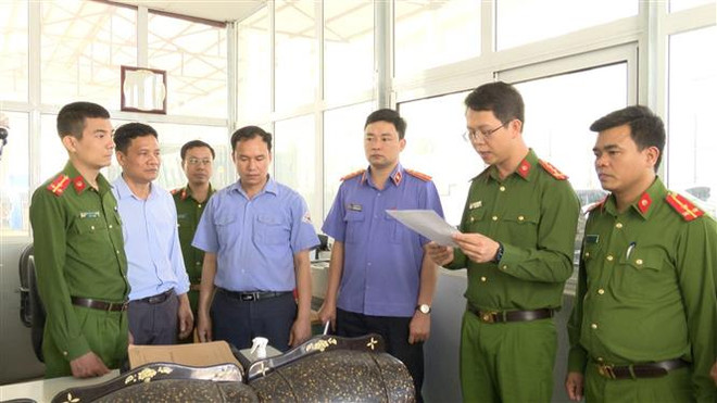 Tạm giữ hình sự một đăng kiểm viên của Trung tâm Đăng kiểm Lai Châu ảnh 1