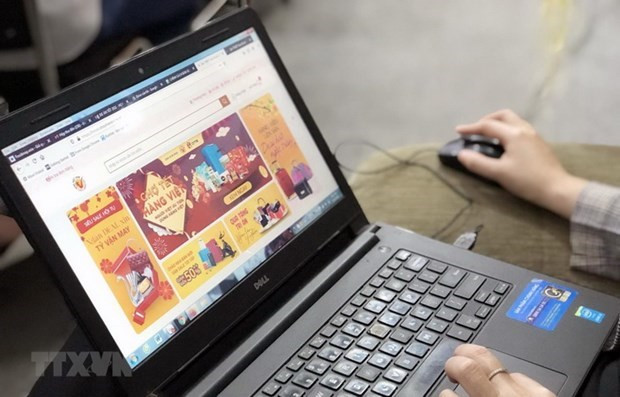 Mua sắm thời dịch COVID-19: Chuyển hướng đi chợ 'mạng' ảnh 2