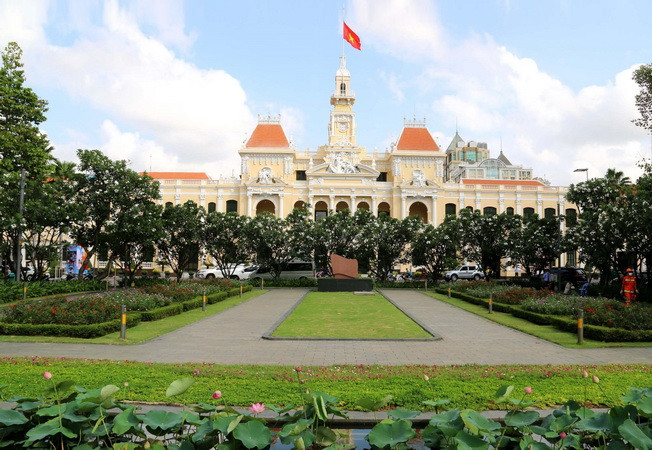 Kinh tế TP.HCM trở lại tăng trưởng: Đồng hành cùng doanh nghiệp ảnh 1