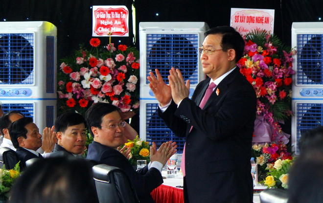 Chủ tịch Quốc hội dự Lễ công bố huyện Nghi Lộc đạt chuẩn nông thôn mới ảnh 1