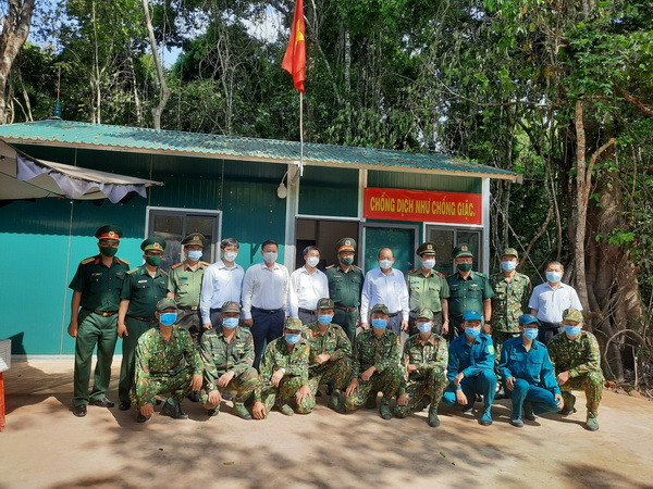 PTT Trương Hòa Bình kiểm tra công tác phòng, chống dịch tại Tây Ninh ảnh 2