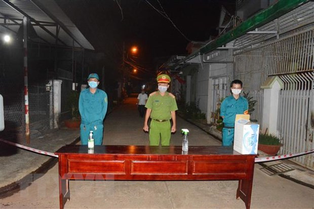 Việt Nam tiếp tục ghi nhận thêm 77 ca mắc mới trong cộng đồng ảnh 2