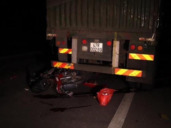 Bình Phước: Tai nạn liên hoàn làm 1 công an và 3 người thương nặng ảnh 1