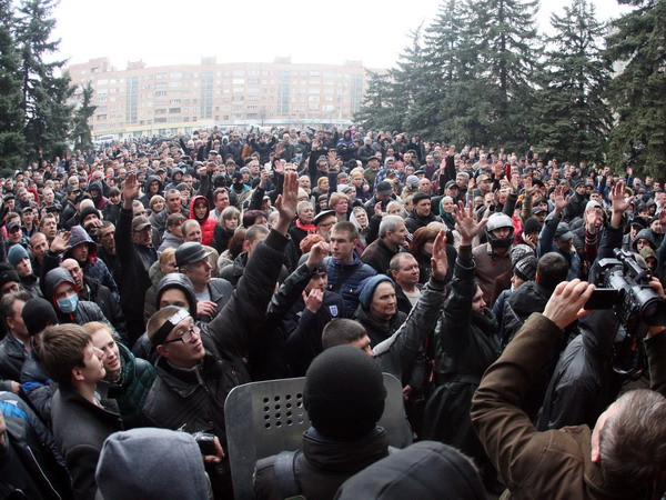 "Kiev đối thoại với miền Đông Ukraine là một bước tiến" ảnh 1