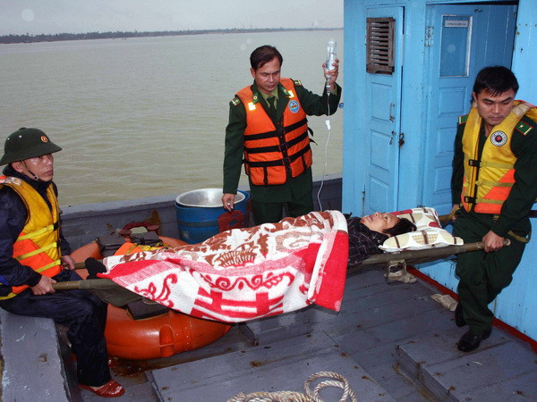 Đã tìm thấy 7 thuyền viên trên tàu bị chìm ở vùng biển Cà Mau ảnh 1