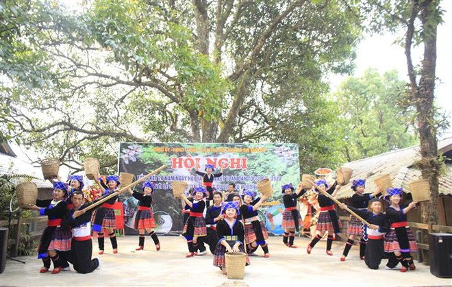 Phát huy bản sắc văn hóa các dân tộc để phát triển du lịch Lai Châu ảnh 3