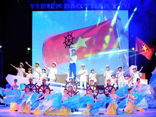 Điện Biên: Chương trình nghệ thuật “Vì biển đảo thân yêu” ảnh 1