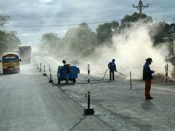 Dứt điểm giải phóng mặt bằng quốc lộ 1, đường Hồ Chí Minh ảnh 1