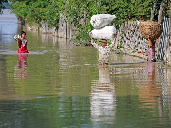 Myanmar kêu gọi cộng đồng quốc tế hỗ trợ các nạn nhân lũ lụt ảnh 1