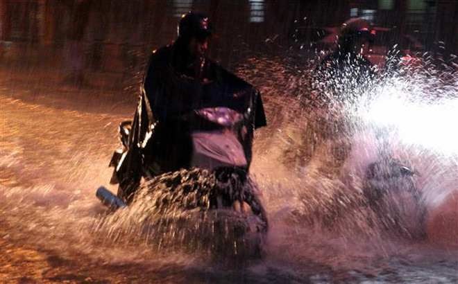 Các tỉnh từ Nghệ An đến Quảng Trị có mưa to, đề phòng lũ quét ảnh 1