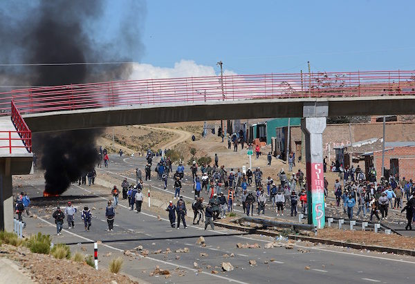 Bolivia tuyên bố đập tan "âm mưu đảo chính" của các thợ mỏ ảnh 1