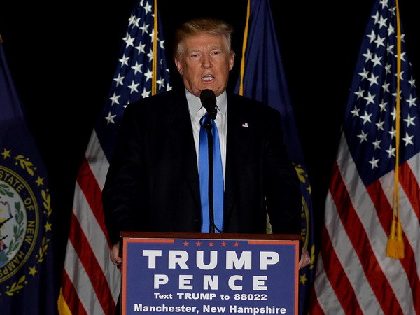 Tỷ phú Trump sẽ trục xuất người nhập cư bất hợp pháp nếu đắc cử ảnh 1