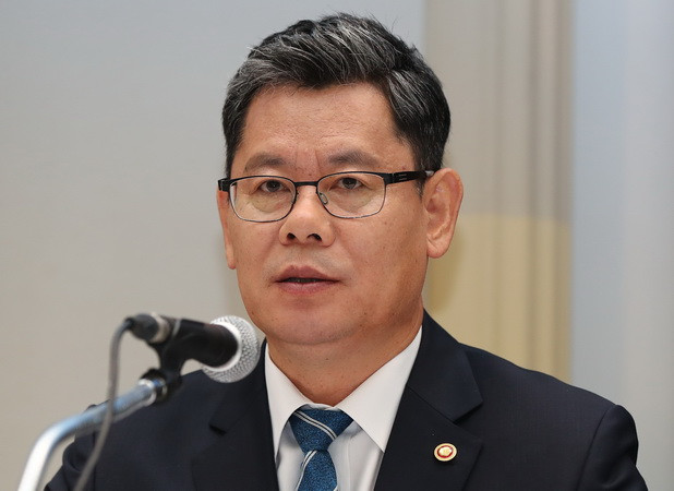 Bộ trưởng Thống nhất Hàn Quốc Kim Yeon-chul. (Ảnh: Yonhap/TTXVN) Hàn Quốc chuẩn bị phương án cụ thể thúc đẩy hợp tác liên Triều ảnh 1