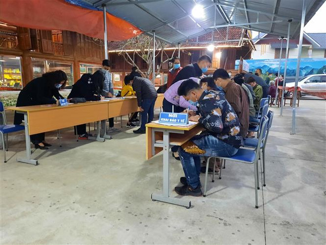 Hà Giang kiểm soát chặt chẽ đường mòn, lối mở dọc tuyến biên giới ảnh 2