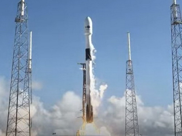 Vệ tinh liên lạc quân sự đầu tiên của Hàn Quốc lên quỹ đạo thành công ảnh 1