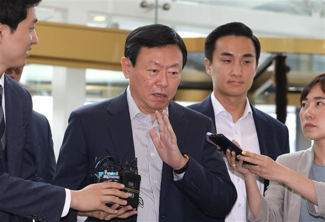 Tòa án tối cao Hàn Quốc giữ nguyên phán quyết đối với Chủ tịch Lotte ảnh 1