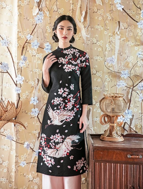 10 gợi ý lý tưởng giúp phái đẹp mua sắm Áo dài diện Tết 2017 ảnh 5