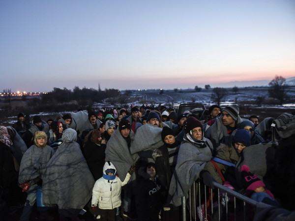 Tình báo Đức: Tổ chức IS "cấy" người vào làn sóng di cư ảnh 1