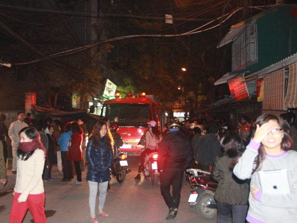 Lại cháy trong khu tập thể Nam Đồng, Hà Nội ảnh 3