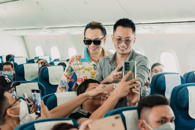 Chuyến bay âm nhạc có 1-0-2, SpaceSpeakers bất ngờ xuất hiện ảnh 3