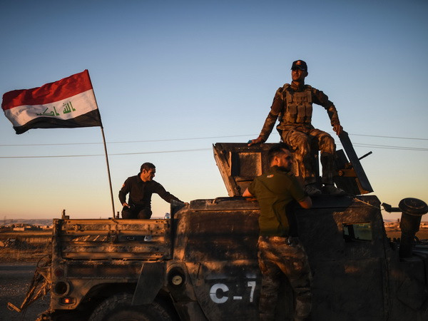 Kịch chiến bên bờ sông Tikrit, quân Iraq tái chiếm thị trấn Hammam ảnh 1