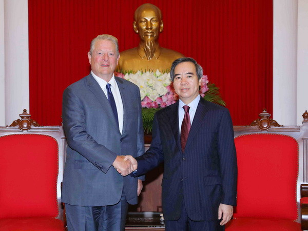 Trưởng ban Kinh tế TW tiếp cựu Phó Tổng Thống Hoa Kỳ Al Gore ảnh 1