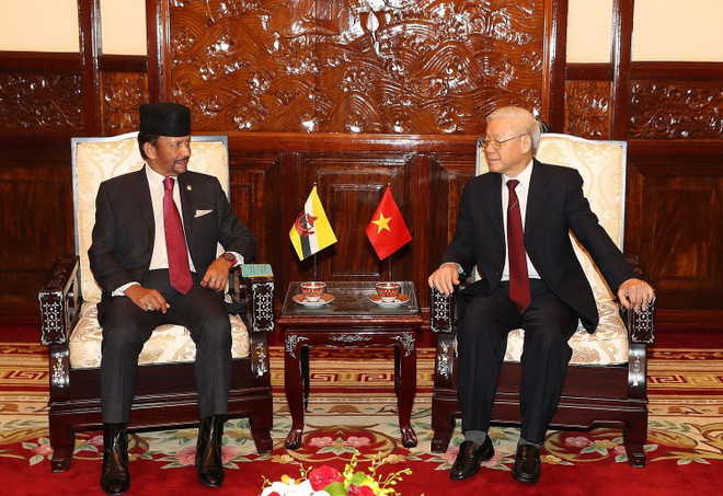 Tổng Bí thư, Chủ tịch nước Nguyễn Phú Trọng hội đàm hẹp với Quốc vương Brunei Hassanal Bolkiah. (Ảnh: Trí Dũng/TTXVN) Đưa quan hệ Việt Nam-Brunei lên tầm Đối tác Toàn diện ảnh 3