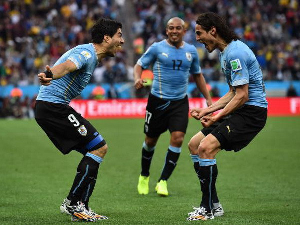 Lần đầu tiên cầu thủ Liverpool ghi bàn vào lưới đội tuyển Anh ảnh 1