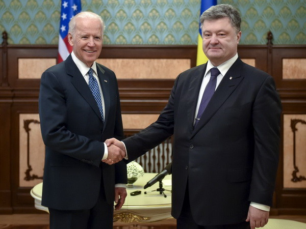 Mỹ hối thúc Ukraine đẩy nhanh cải cách ngành tư pháp và năng lượng ảnh 1