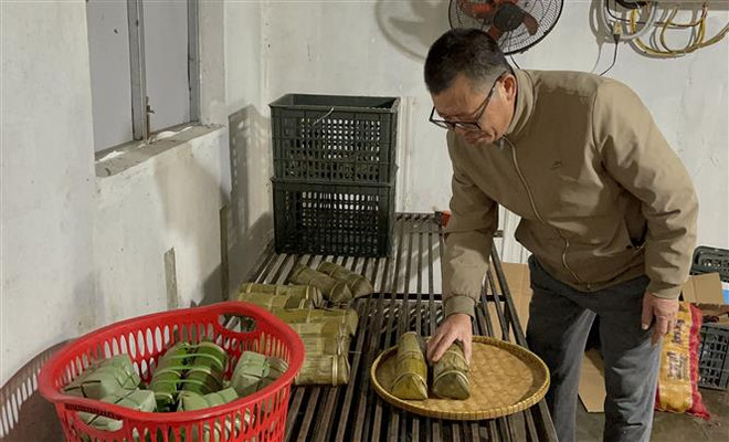 Làng nghề truyền thống gìn giữ hồn Tết cổ truyền dân tộc ảnh 2