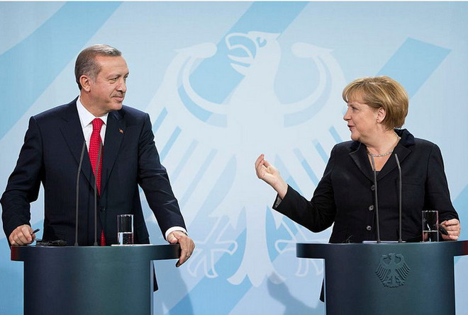 Bà Angela Merkel và ông Tayyip Erdogan điện đàm về quan hệ song phương ảnh 1