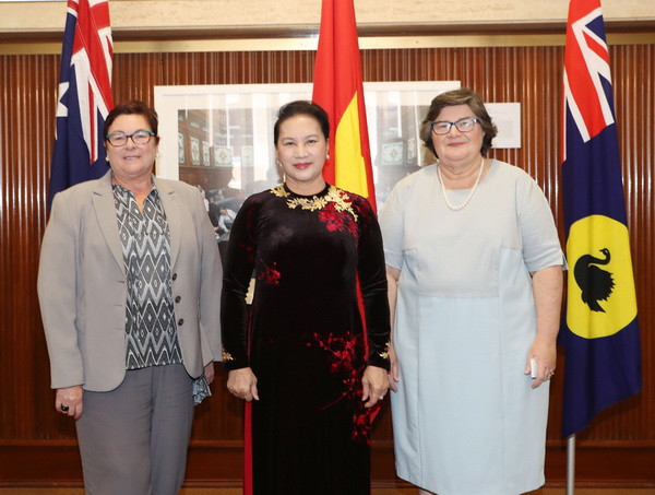 Chủ tịch Quốc hội Nguyễn Thị Kim Ngân gặp lãnh đạo bang Tây Australia ảnh 1