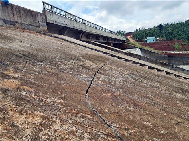 Thủ tướng: Tập trung ứng phó mưa lũ, bảo đảm an toàn hồ đập Tây Nguyên ảnh 2