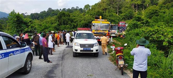 Vụ tai nạn tại Kon Tum: Bảo quản tốt tử thi và cứu chữa nạn nhân ảnh 1