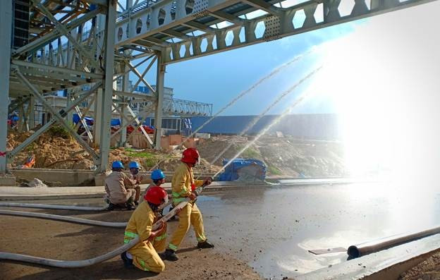 Cháy tại trạm cấp dầu thủy lực thuộc Khu gang thép Hòa Phát Dung Quất ảnh 1