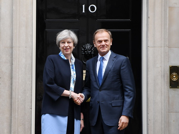 Anh tiến hành thảo luận với các nhà đàm phán chủ chốt của EU ảnh 1