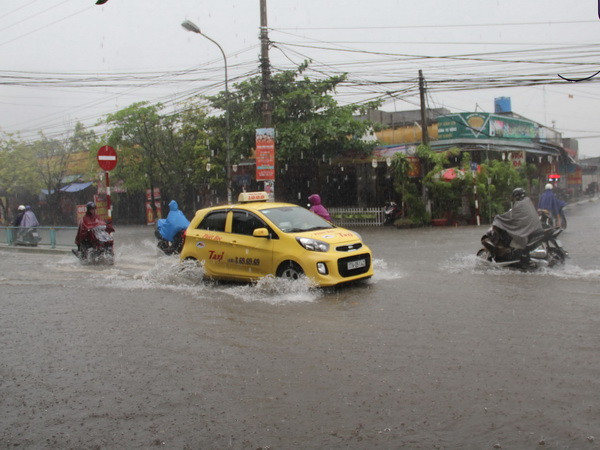 Cảnh báo ngập úng tại các tỉnh Đồng bằng Bắc Bộ do mưa to ảnh 1