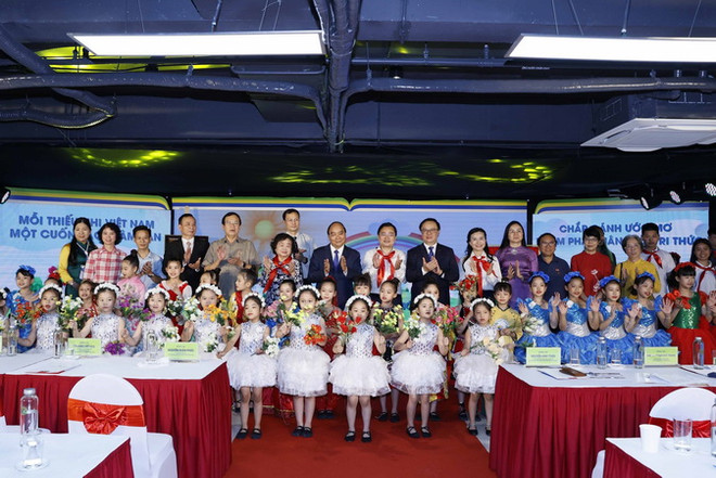 Chủ tịch nước dự Kỷ niệm 65 năm thành lập Nhà xuất bản Kim Đồng ảnh 1