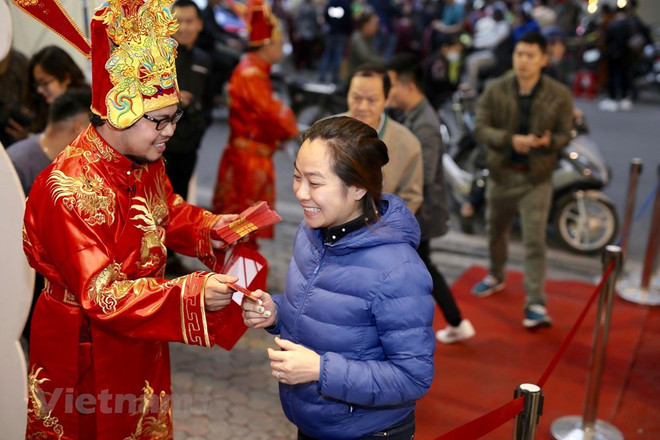 Thị trường vàng trong nước ghi nhận tuần giao dịch biến động ảnh 1